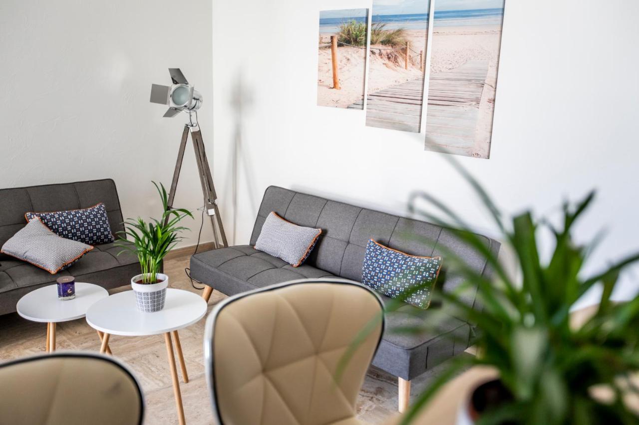 ++++ Renovated Cosy 50M2 Sunny Flat / Balcony / Close To Beach And To The Palais Des Festivals ++++ 칸느 외부 사진